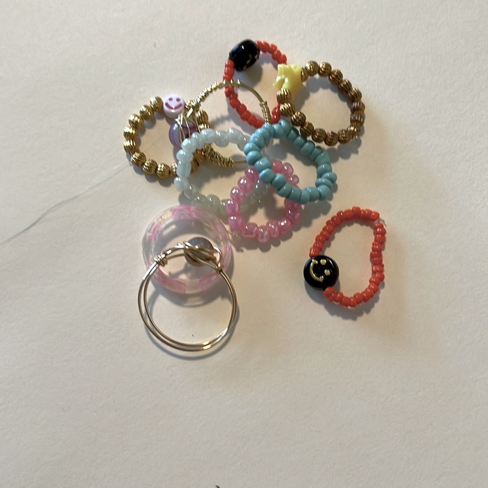 Beaded ring pack